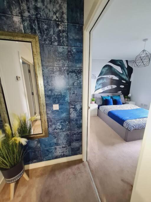 Stylish 2 Bedroom Apartment / Free Gated Parking กลาสโกว์ ภายนอก รูปภาพ